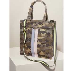 Stella & Dot The Game Changer Tote